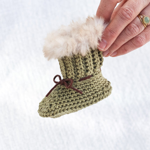 Itty Bitty Baby Booties Crochet Pattern