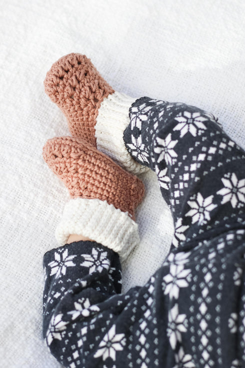 Itty Bitty Baby Booties Crochet Pattern