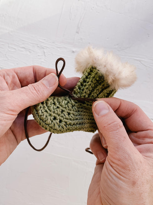 Itty Bitty Baby Booties Crochet Pattern