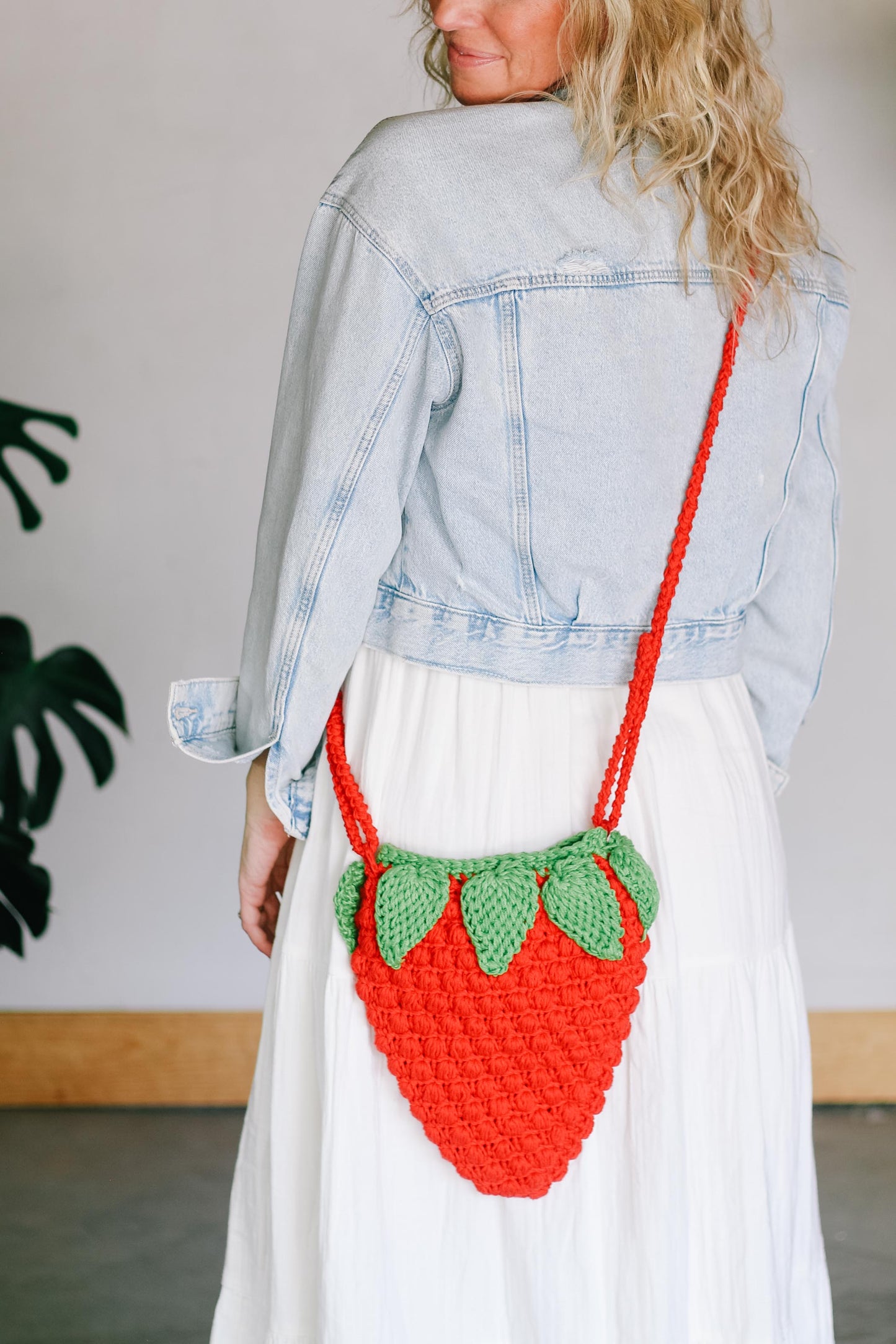 Strawberry Season Purse Crochet Pattern