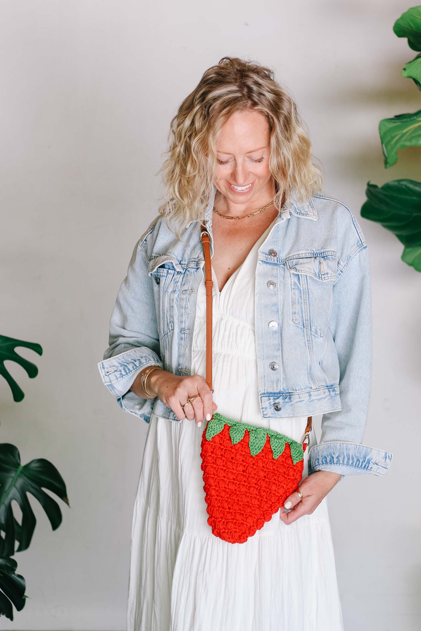 Strawberry Season Purse Crochet Pattern